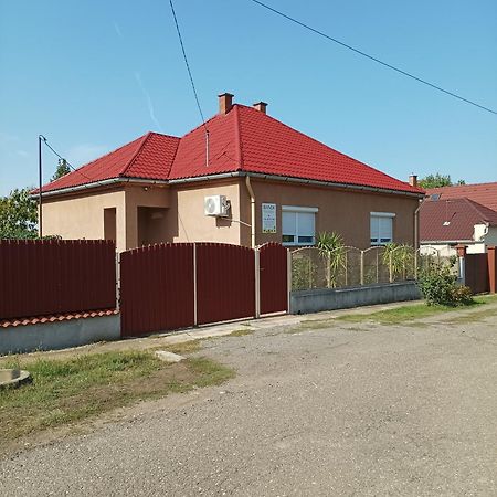 Bandi Vendeghaz Apartment Verpelet Exterior photo