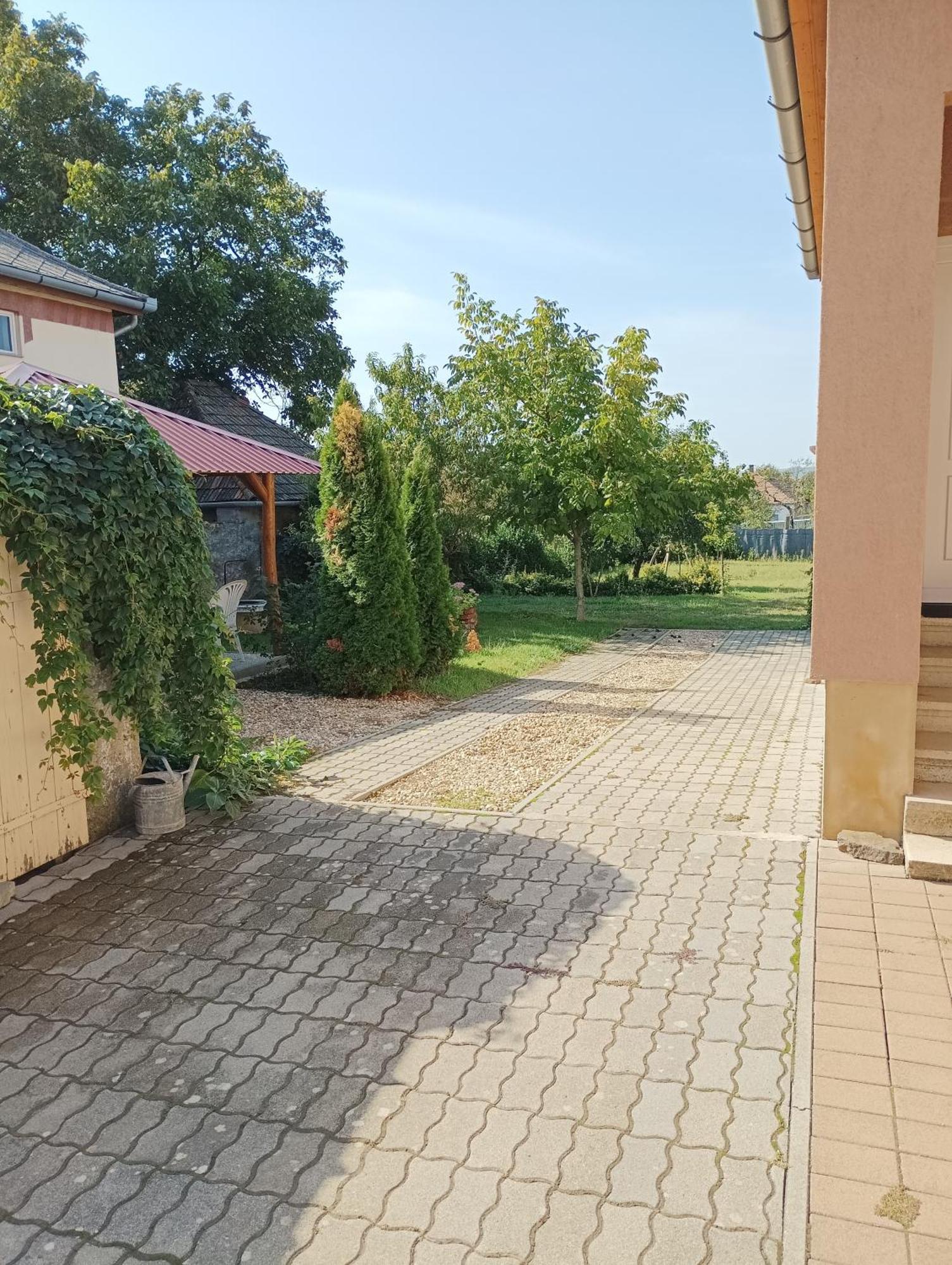 Bandi Vendeghaz Apartment Verpelet Exterior photo
