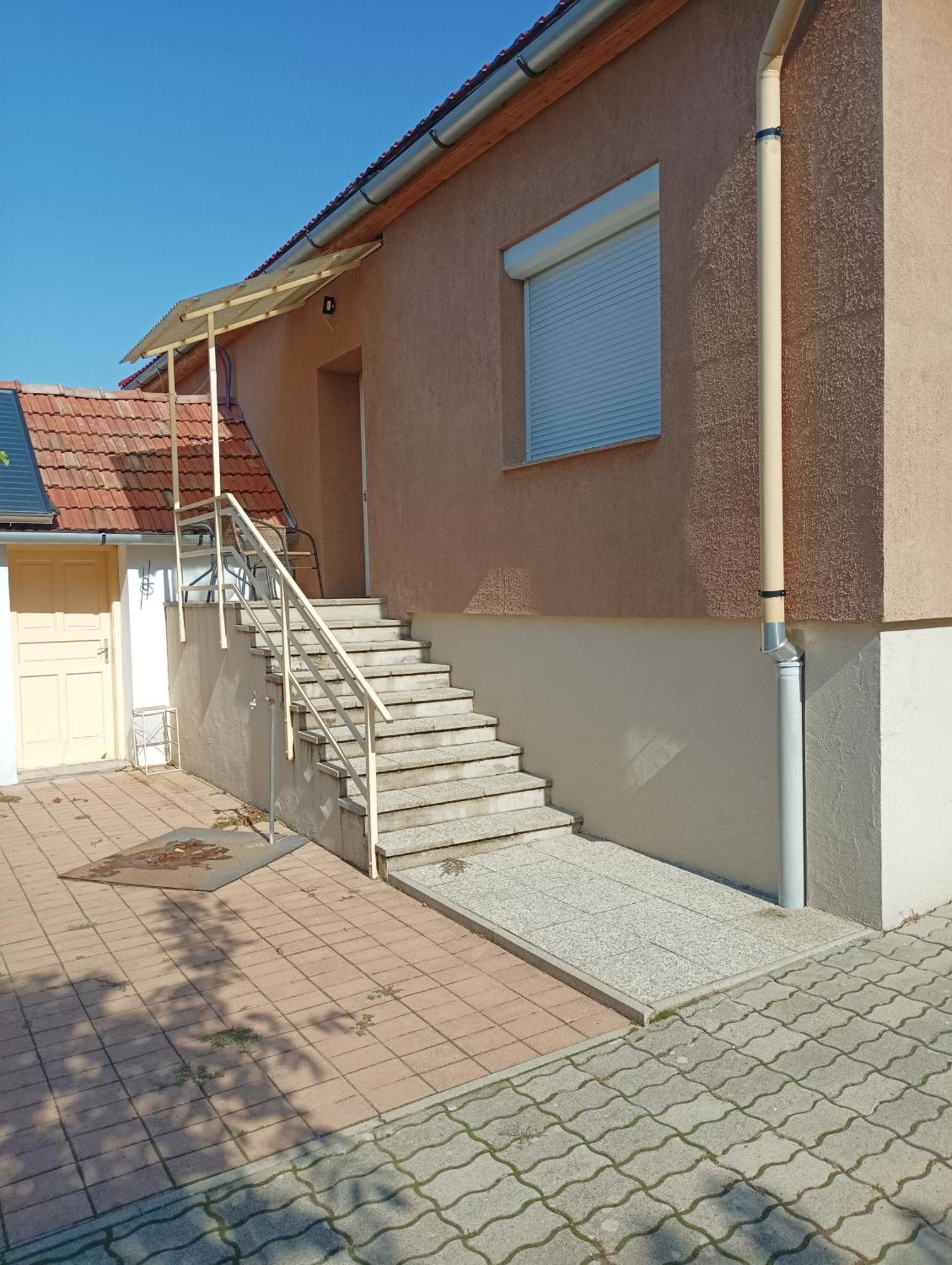 Bandi Vendeghaz Apartment Verpelet Exterior photo