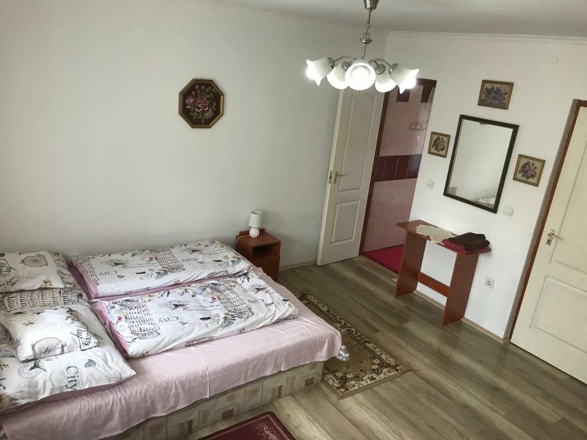 Bandi Vendeghaz Apartment Verpelet Exterior photo